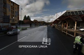 Isprekidana linija kod glavne autobuske?