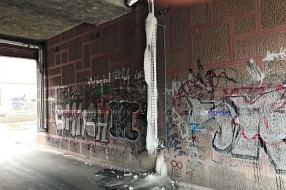 Zaledilo u tunelu