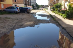 Kireška ulica - nove zgrade bez asfalta
