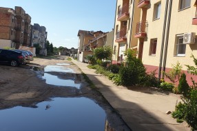 Kireška ulica - nove zgrade bez asfalta