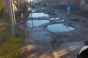 Građani u ulicama Lasla Gala i Čede Žice čekaju 30 godina na asfalt
