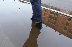 Trotoar i biciklistička staza ispred glavnog ulaza u Autobusku stanicu