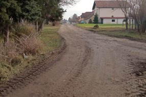 Asfaltiranje dela Ulice Petra Horvackog i staze koja povezuje Željka Milivojevića sa glavnim putem