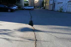 Udarne rupe u Šumskoj ulici