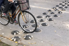 Nova vrsta ležećih policajaca u gradu?!