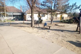 Smetlište ili igralište na Makovoj sedmici?