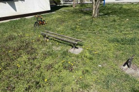 Igralište na Železničkom naselju opasno za decu