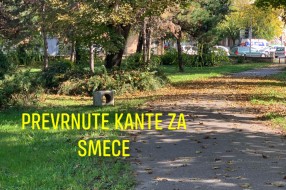 Zapušten park na uglu Somborskog puta i Gajeve
