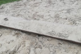 Uništeno dečje igralište u Dudovoj šumi