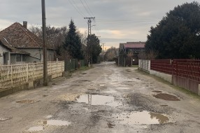 Ulica 50. Nova - nekada je bila asfaltirana