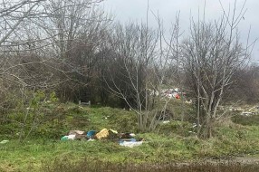 Divlje deponije niču na sve strane (ugao Verušićke i Kutuzove ulice)