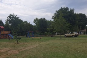 Zapušten Trg Paje Jovanovića u Aleksandrovu