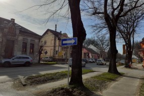 Nedostatak saobraćajnih znakova na raskrsnici kod Blaškovog križa