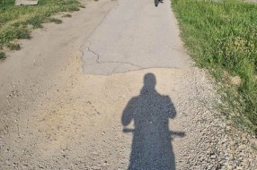 Biciklistička staza prema Paliću puna rupa