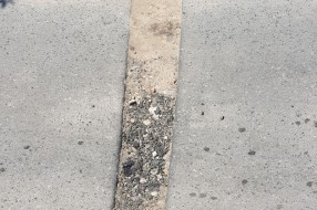Rupa celom širinom puta u Ulici Mirka Bogovića