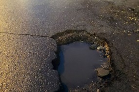 Rupe na putu u ulici Ivana Milankovića