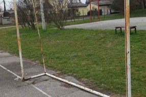 Modernizacija fudbalskog i košarkaškog terena u Malom Radanovcu