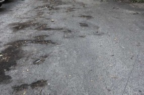 Kolovoz u Ulici Petra Lekovića (11-13) u lošem stanju