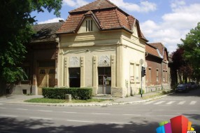 Lokal na raskrsnici ulica Maksima Gorkog i Harambašićeve nastavlja da propada