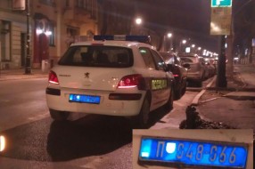 Nepropisno parkiranje policijskog vozila