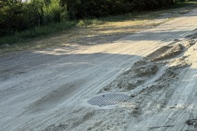 Uništen put i loše odrađena kanalizaciona mreža - Palić
