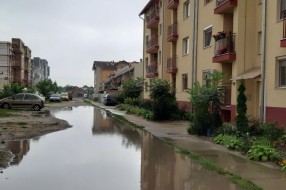 Posle svake kiše imamo "Kireško jezero"