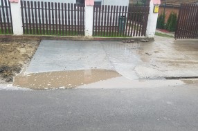 Loše urađen put u Mačvanskoj ulici