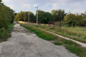 Neasfaltirana (Porečka) ulica