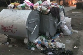 (Ne)higijena u naselju Ker