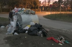 (Ne)higijena u naselju Ker