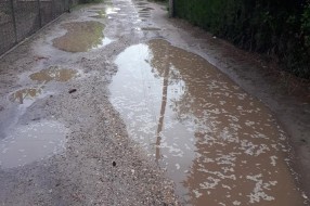 Skadarlijska ulica u rupama