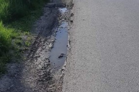 Ogromni krateri na deonici puta Bikovo i Gabrić