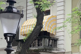 Narušavanje izgleda zaštićenih objekata u centru grada