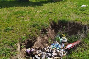 Nesavesno odlaganje otpada kod nekadašnjeg mosta na Y kraku