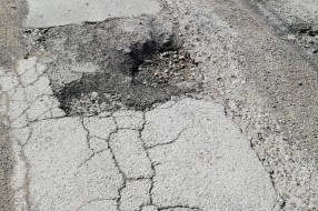 Ulica Marije Bursać puna rupa