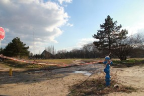 Groblje pored bazena u Dudovoj šumi