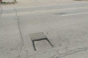 Udarne rupe u Velebitskoj ulici