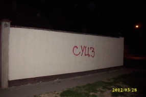 Osnivaju se klubovi navijača, a ko će meni skinuti grafite sa kuće?