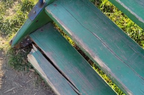 Potrebne popravke na dečjem igralištu u Aleksandrovu