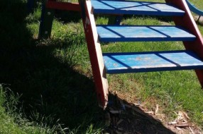 Nedavno renoviran park u Kerskom naselju ponovo uništen