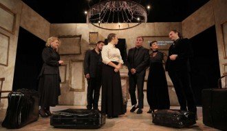 Predstava: Ožalošćena porodica