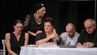 Predstava: Trejsi Lets: Avgust u okrugu Osejdž