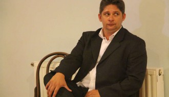 Predstava: Revolucija