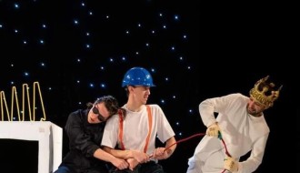 Előadás gyerekeknek: „JÁTSSZ VELEM!”