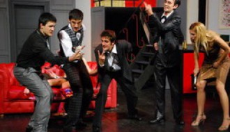 Predstava: Nil Sajmon: Glasine