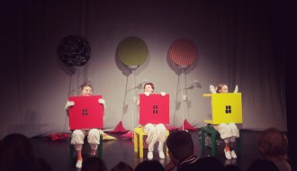 Teatar u pelenama: „Malena” // Pelenkás Színház: Kicsi vagyok én