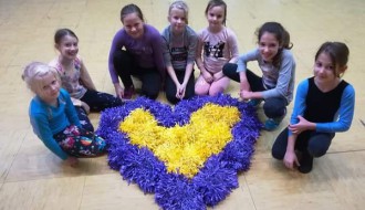 Humanitarni ples: Deca za decu s ljubavlju