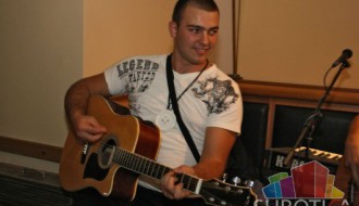 Acoustic night - Alen & prijatelji
