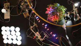 Izložba Stevana Kojića “Samoodrživi sistemi apsurda”