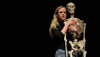 Predstava: Marta Bereš: One girl show